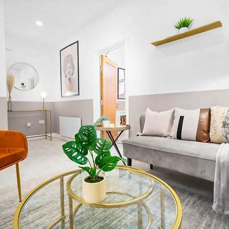 Luxury Apartment - Wifi - Smart Tv - Near City Centre - 2Mr Birmingham Oda fotoğraf