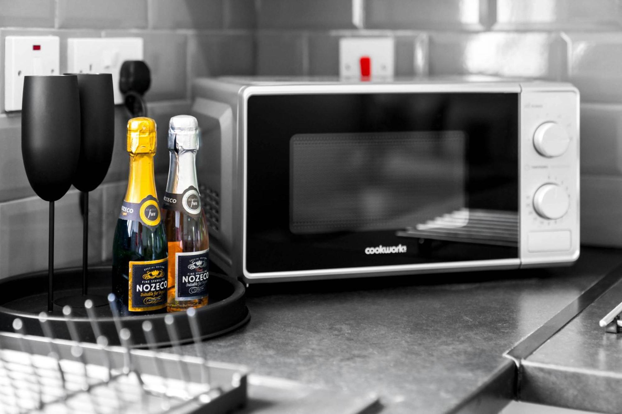 Luxury Apartment - Wifi - Smart Tv - Near City Centre - 2Mr Birmingham Oda fotoğraf