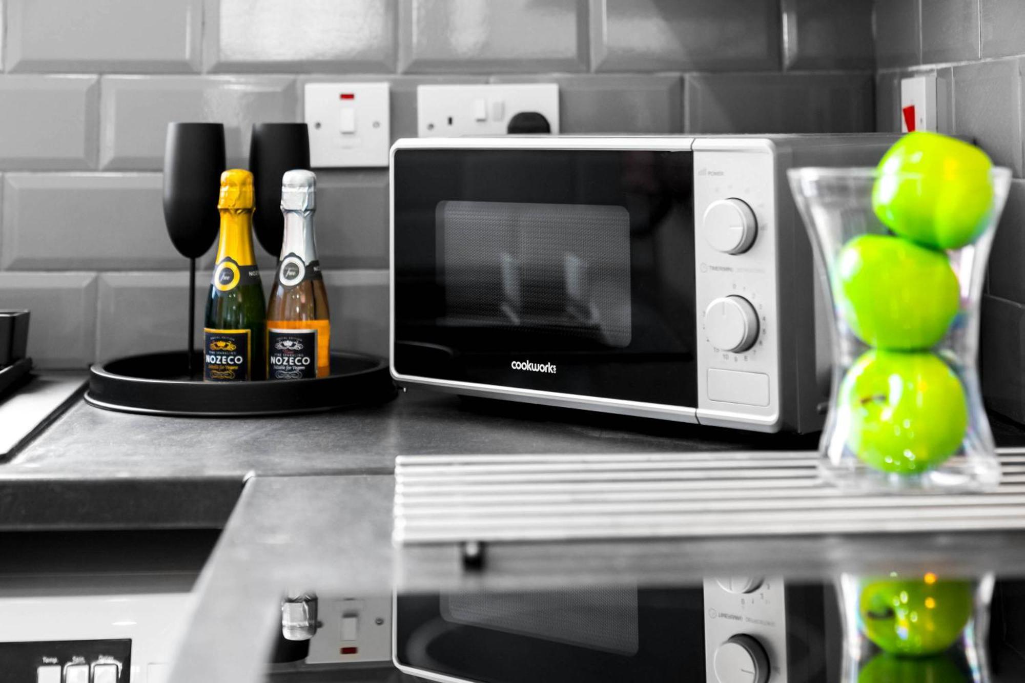 Luxury Apartment - Wifi - Smart Tv - Near City Centre - 2Mr Birmingham Oda fotoğraf